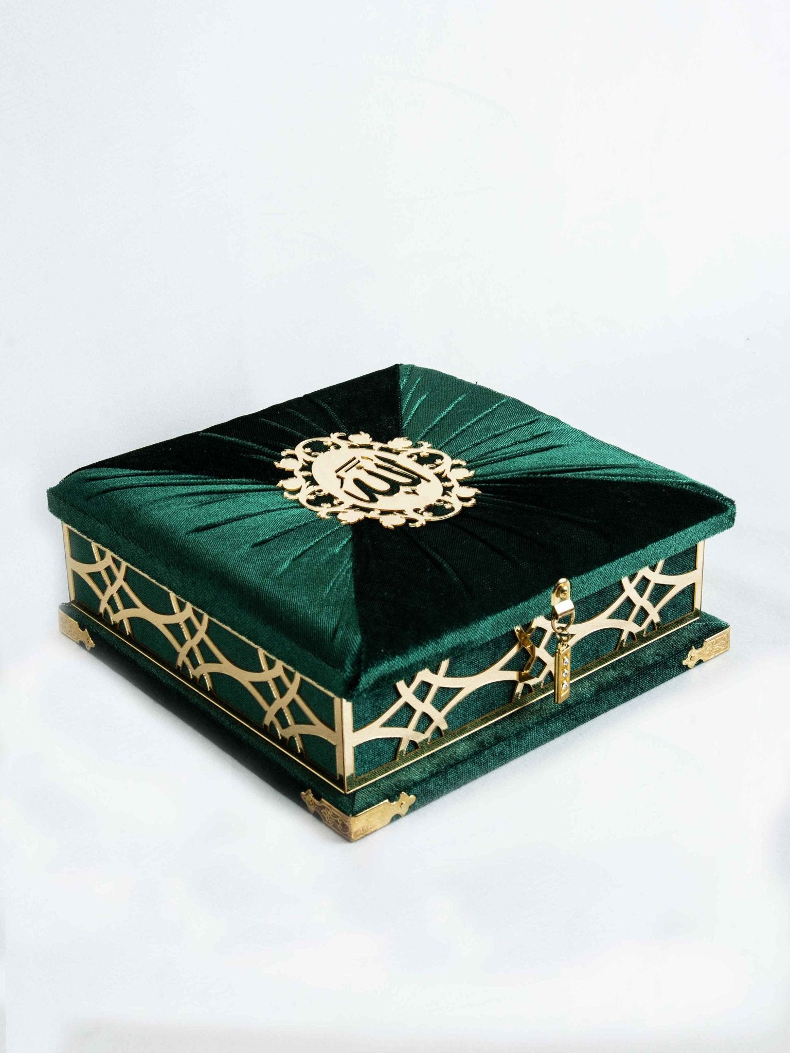Holy Quran in Keepsake Velvet Gift Case - Purple