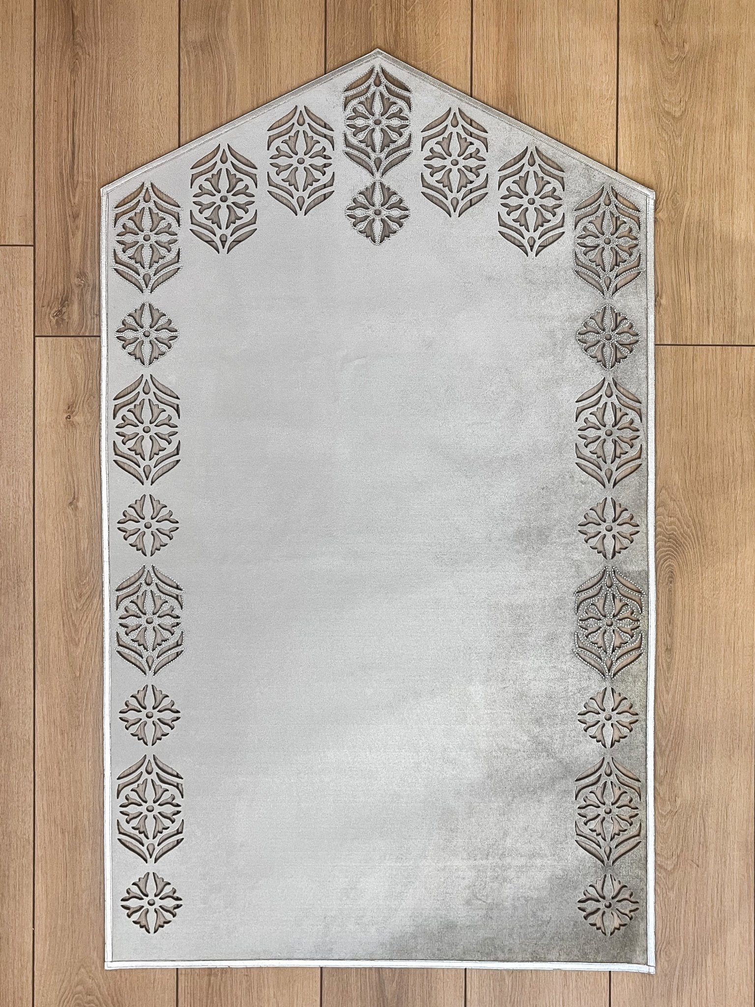 Luxury Islamic Gift Box Set, Silver Prayer Rug, Quran & Rosary Hazal ...