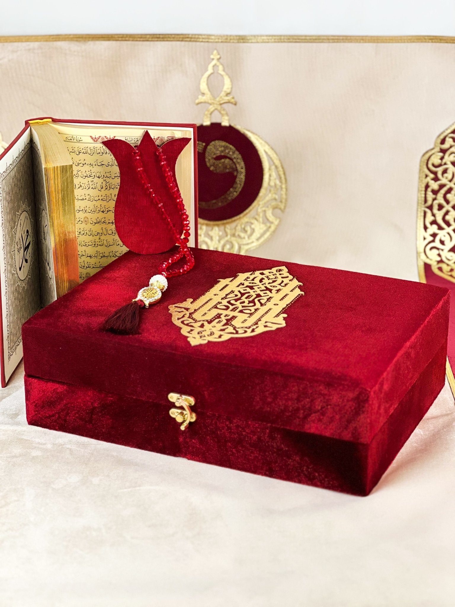 Luxury Islamic Gift Box Set, Prayer Rug, Quran & Rosary Secde Set– Sena ...